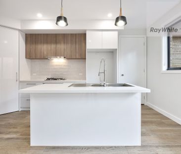 Light, Bright & Quality Built! - Photo 6