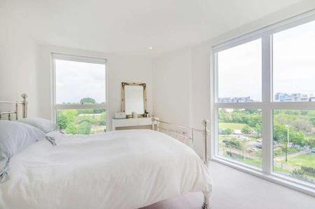 Kew Bridge West, Kew Bridge, TW8 - Photo 2