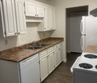 Centrally Located at Katharine Apartments - Photo 1