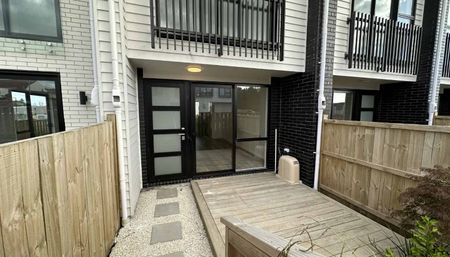 Spacious Two Bedroom In Westgate! - Photo 4