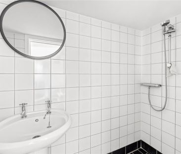 3 bedroom maisonette to rent - Photo 4