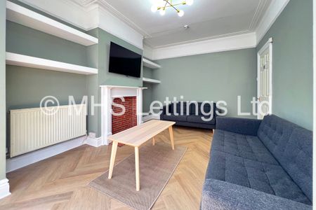 6 Bedroom Mid Terraced House for rent in Ash Road - Photo 2