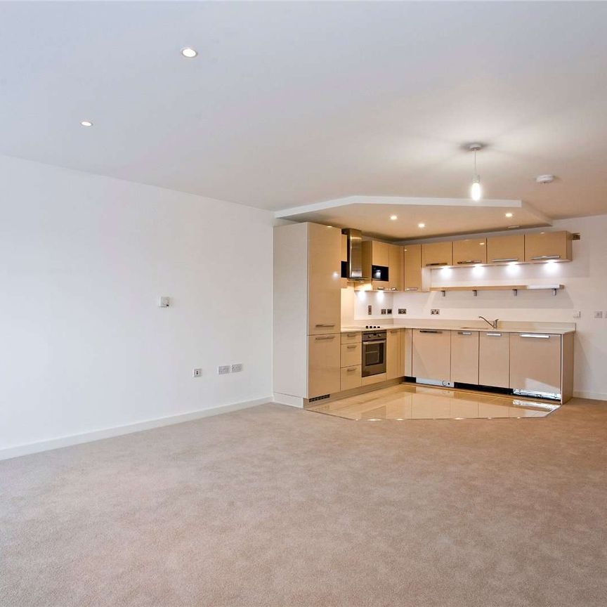 A sought after two bedroom luxury apartment with off street parking. - Photo 1