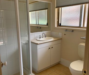 Air-Conditioned Two-Storey Townhouse in Belmont Villas - Photo 5