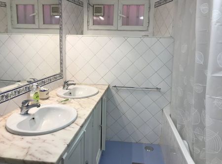 Avenida Doutor Magalhães Lima, Lisbon, Lisbon 1000-197 - Photo 3