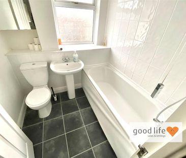 4 bedroom terraced house to rent - Photo 4