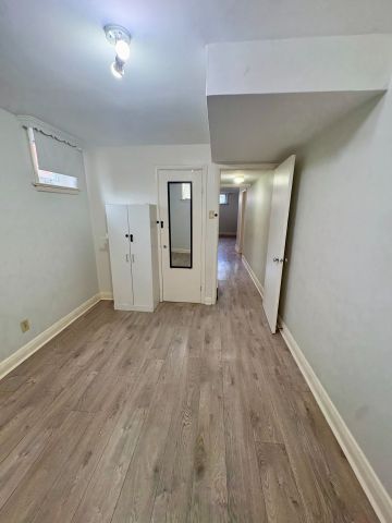 For Lease - 62 Richardson Avenue, Toronto, Ontario - Photo 3