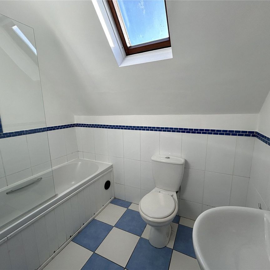 Berrow Road, Burnham-on-Sea, Somerset, TA8 - Photo 1