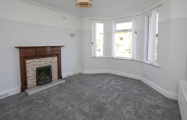 54 Groomsport Road, Bangor, BT20 5NE - Photo 1