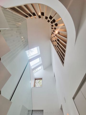 839 Gladstone Avenue #Garden Suite , - Photo 2