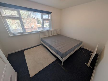 3 bedroom terraced house to rent - Photo 5