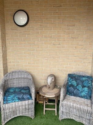 Instapklaar appartement met garage en kelderberging - Photo 1