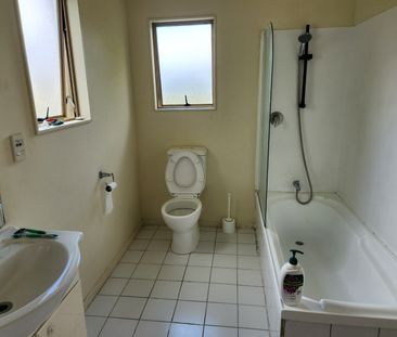 Property Management3 Gina Avenue, Ranui - Townhouse for Rent - Photo 4