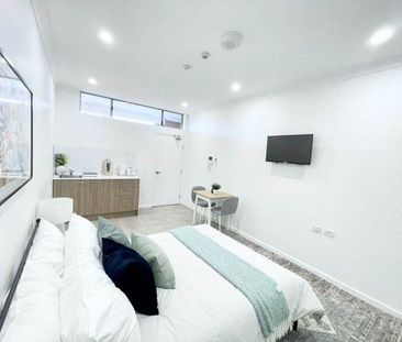 "Modern Furnished Studio" - Photo 1