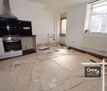 |ref. |, Victoria Road, Southampton, SO19 - Photo 2