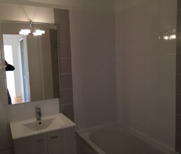 Location Appartement 2 pièces 51m² ORLEANS 45100 - Photo 5