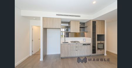 Brand New Designer Two Bedroom Apartment in Luna - Green Square - Photo 4