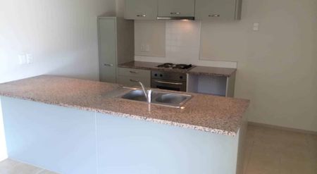 Convenient Location - Photo 3