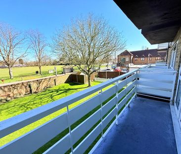 2 bedroom apartment to rent - Photo 2