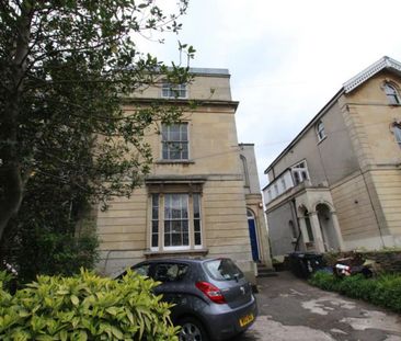 A spacious two bedroom property in a great location close to the BR... - Photo 3