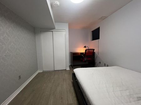 For Lease - 16 Farmington Crescent Unit# Bsmt, Toronto, Ontario - Photo 4