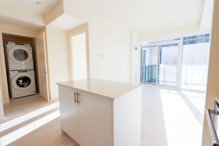 For Lease - 9000 Jane Street Unit# 2217, Vaughan, Ontario - Photo 4