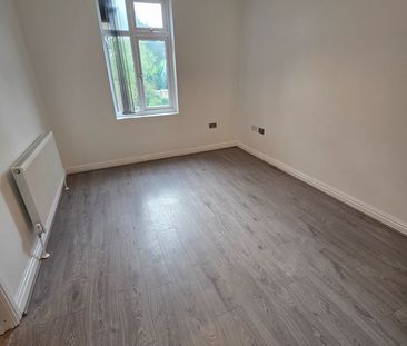 2 Bed Flat, Moseley, B13 - Photo 3