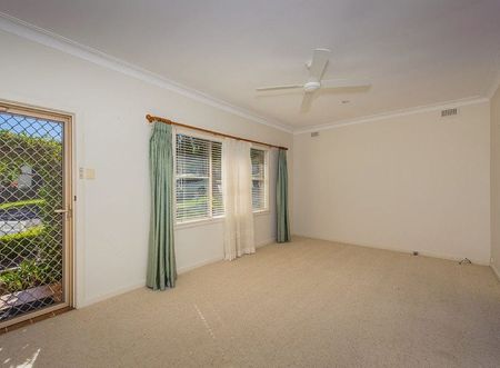 12 Young Street, Port Macquarie NSW 2444 - House For Rent | Domain - Photo 2