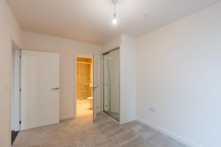 2 bedroom flat to rent - Photo 3
