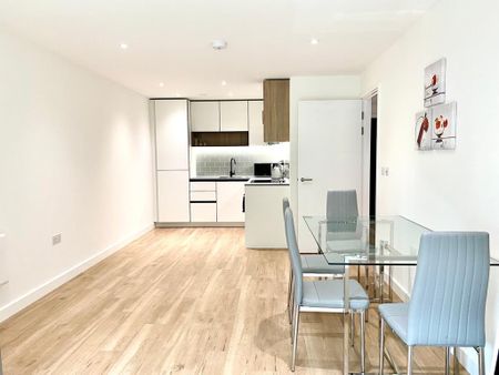 2 bedroom flat to rent - Photo 4