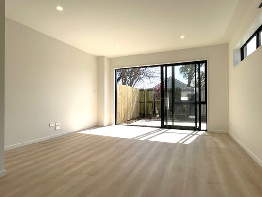 Unit 5, 29 Bolton Avenue, Spreydon, Christchurch - Photo 1