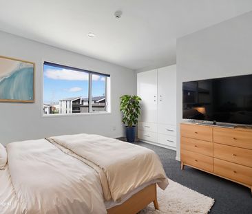 Prime Location! - Photo 4