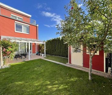 Modernes Reihenendhaus (Bj. 2012) mit Garten, Terrasse & Einbauküche - Foto 1