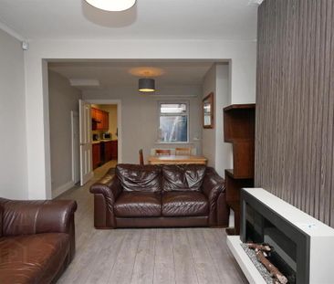 45 St. Judes Parade, Belfast, BT7 2GX - Photo 1