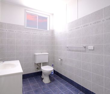 Waterfront Cottage with Phenomenal Views - Photo 3