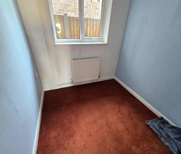 3 bedroom detached bungalow to rent - Photo 5