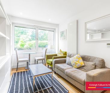 Molesworth Street, Lewisham, London, SE13 - Photo 1