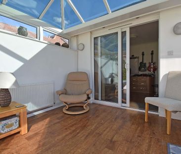 3 bedroom bungalow to rent - Photo 4