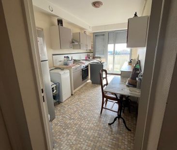 T3 66m2 CENTRE VILLE - Photo 3