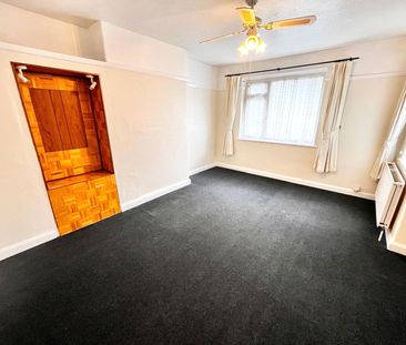 Swanage Road, Southend-on-Sea, Essex, SS2 5HX - Photo 5