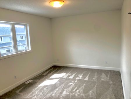 1518 Scarlet St, Kingston, ON K7K 0H6 - Photo 5