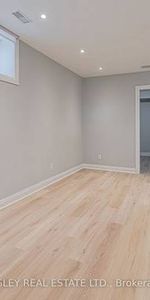 NEWLY RENOVATED SPACIOUS 1 BED PERFECT CONDO ALTERNATIVE - Photo 3