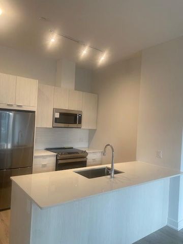 For Lease - 430 Square One Drive Unit# 513, Mississauga, Ontario - Photo 2