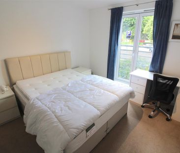 2 Bed Flat For Rent - Photo 3