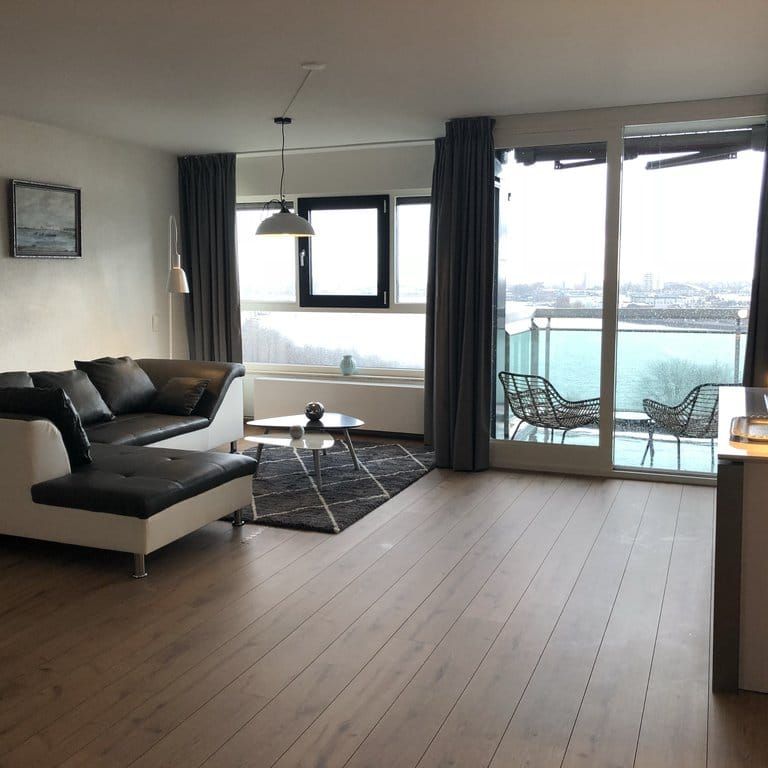 Appartement te huur: Oostmaaslaan 432 3063 DE Rotterdam - Photo 1