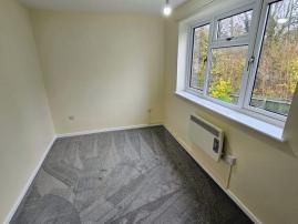 2 Bedroom Terrace House For Rent - Photo 3