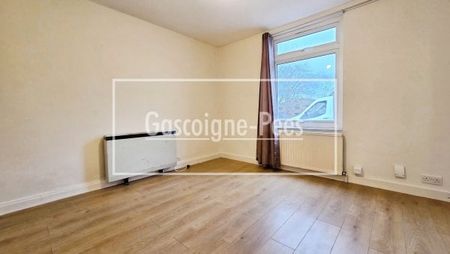 Worplesdon Road, Guildford - Photo 2