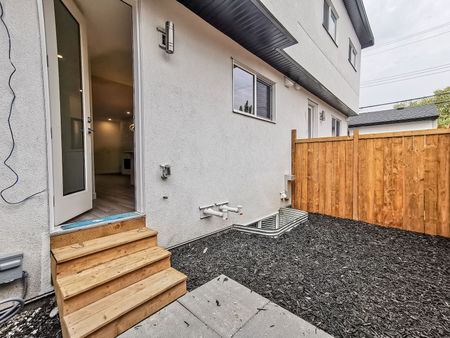 1340 20 Ave NW, Calgary - Photo 3