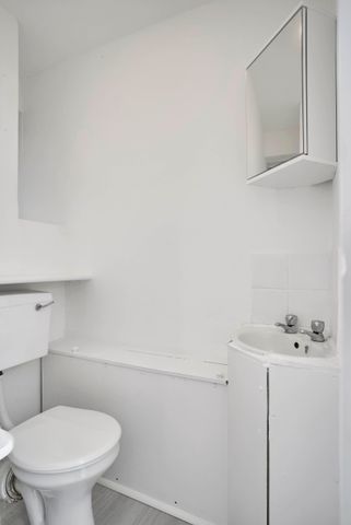9 Ollerton – Room 1 - Photo 4