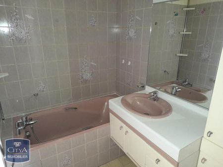 Location Appartement 4 pièces 82m² GLEIZE 69400 - Photo 5